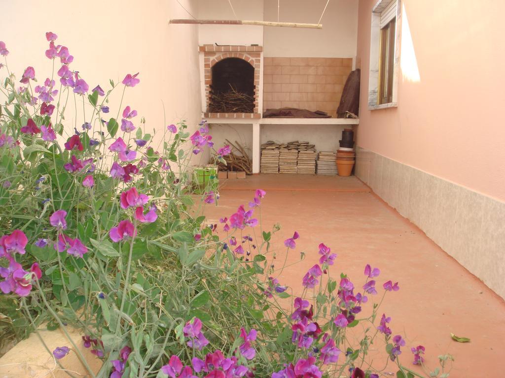Campo De Oleandros Villa Lourinha  Exterior photo